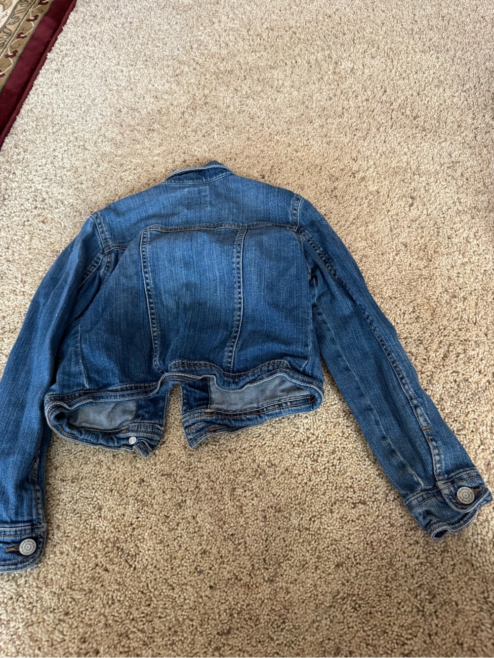Girls denim jacket 🧥 - Picture 3 of 3